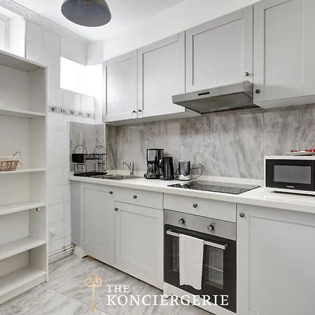 Prestige Parisien Proche De Larc De Triomphe Apartment *