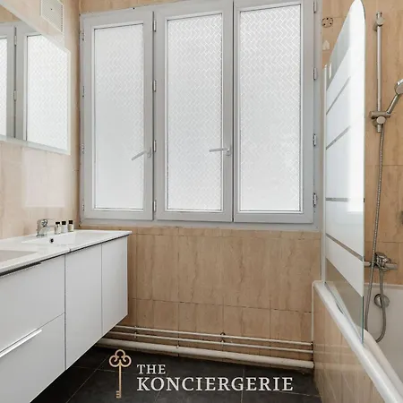 Apartment Prestige Parisien Proche De Larc De Triomphe Paris