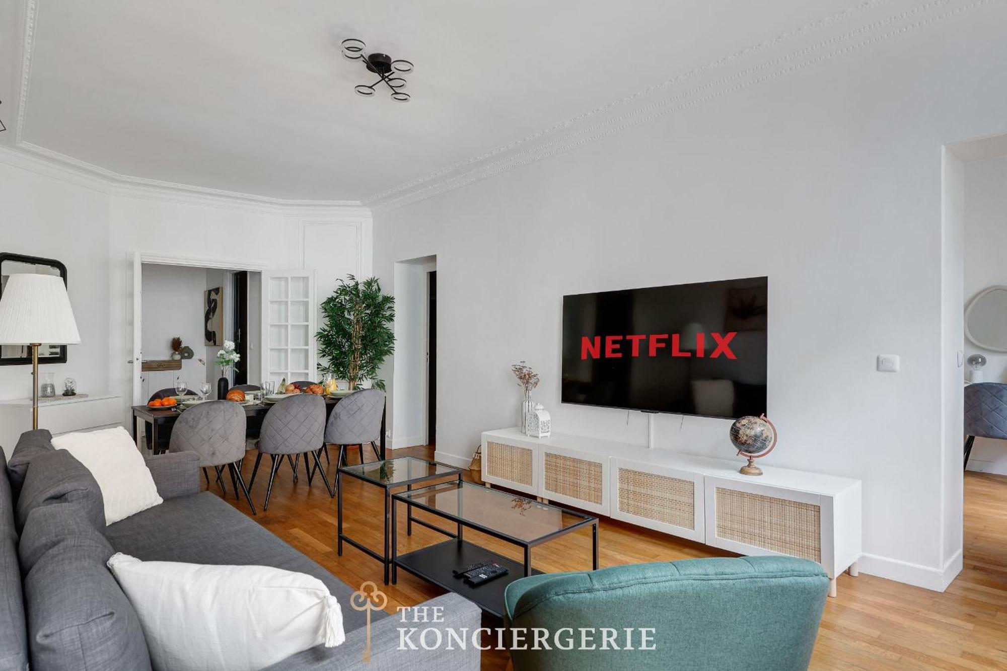 Apartment Prestige Parisien Proche De Larc De Triomphe